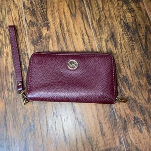 Michael Kors wristlet